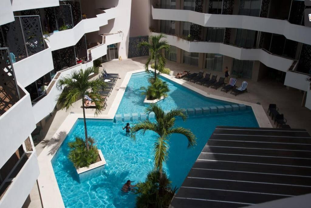 Luxury 2br 2ba, Sauna, Cinema, Rooftop Pool Apartamento *